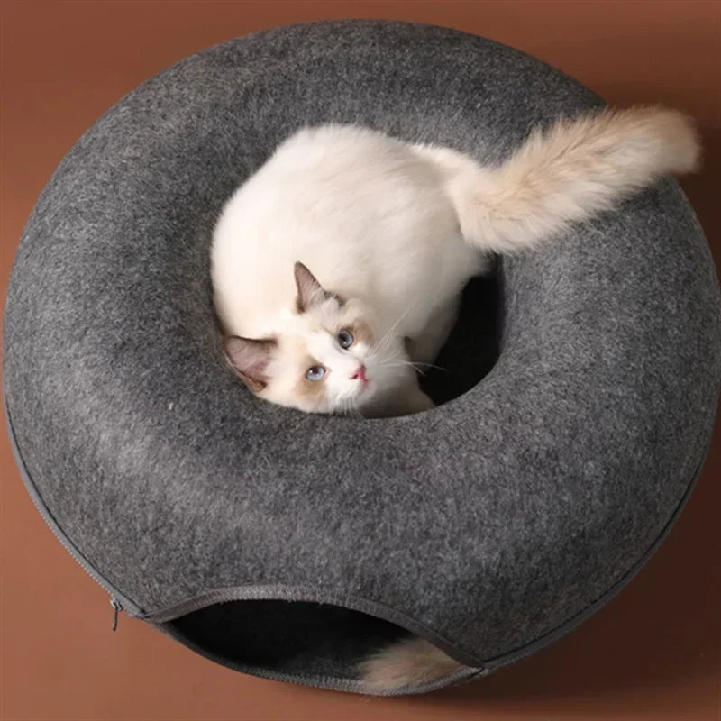 The "Peek-a-Boo" Donut Cat Tunnel Bed – Interactive Felt Cave & Scratcher